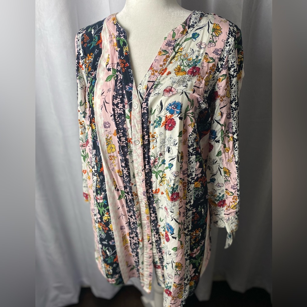 Intro Floral Blouse.